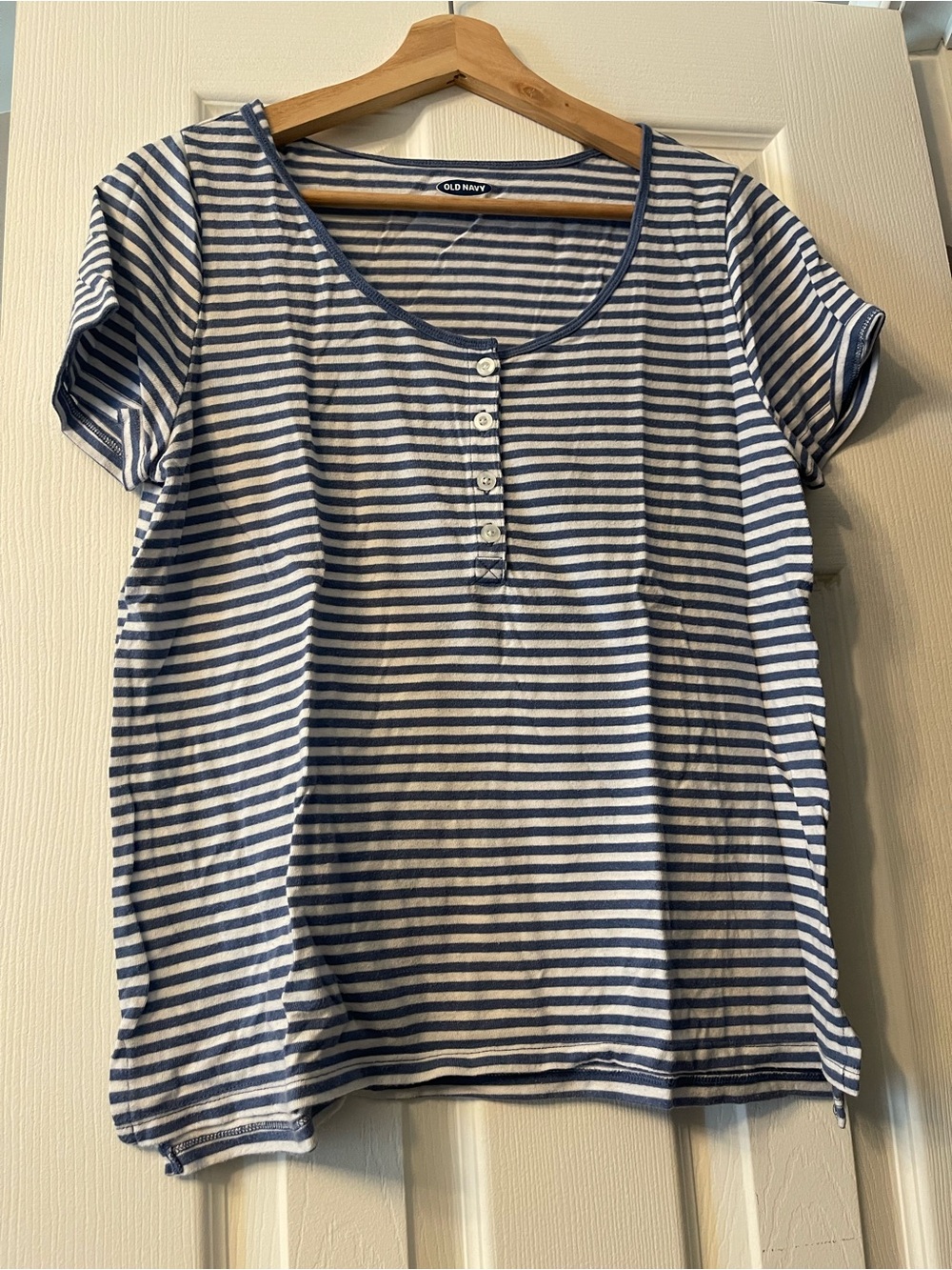 Old Navy Navy Blue & White Striped Scoop Neck Tee